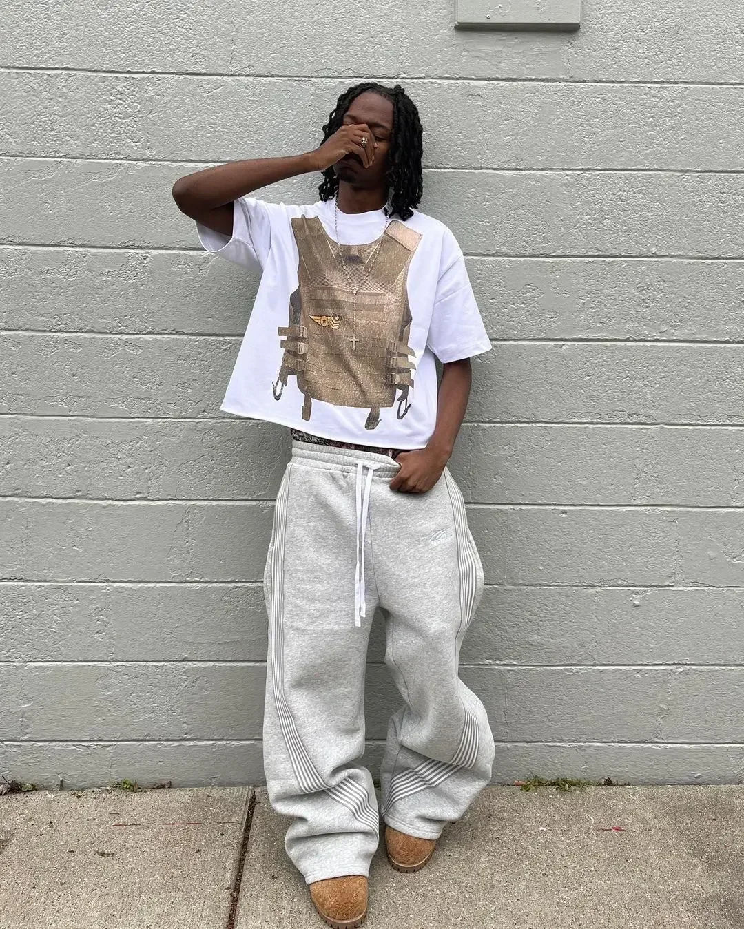 Premium Embroidered Sweatpants unisex – Y2K Style and All-Terrain Comfort