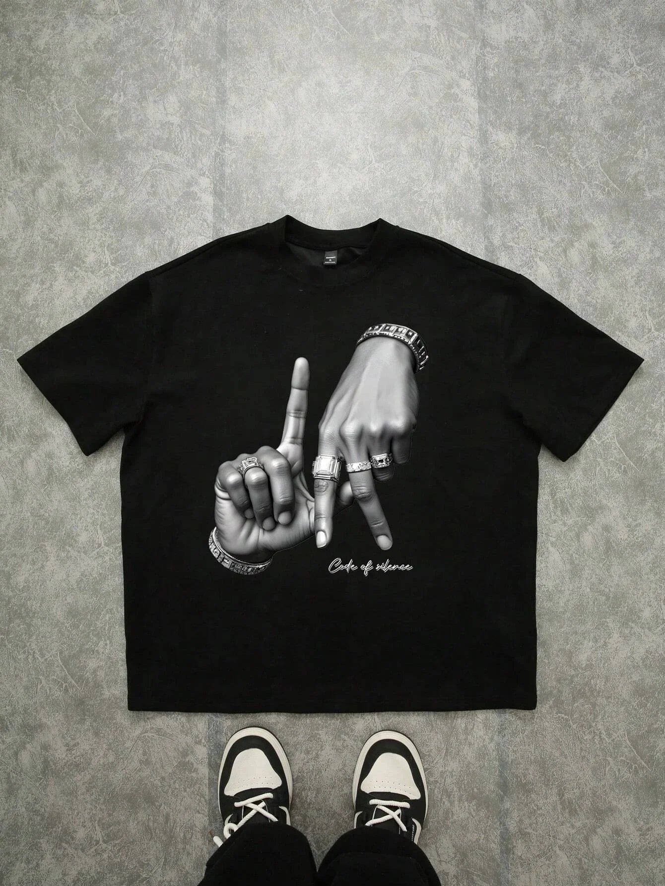 Los Angeles Hand Gesture” Urban T-Shirt – Street Style, 100% Cotton, and Summer Comfort