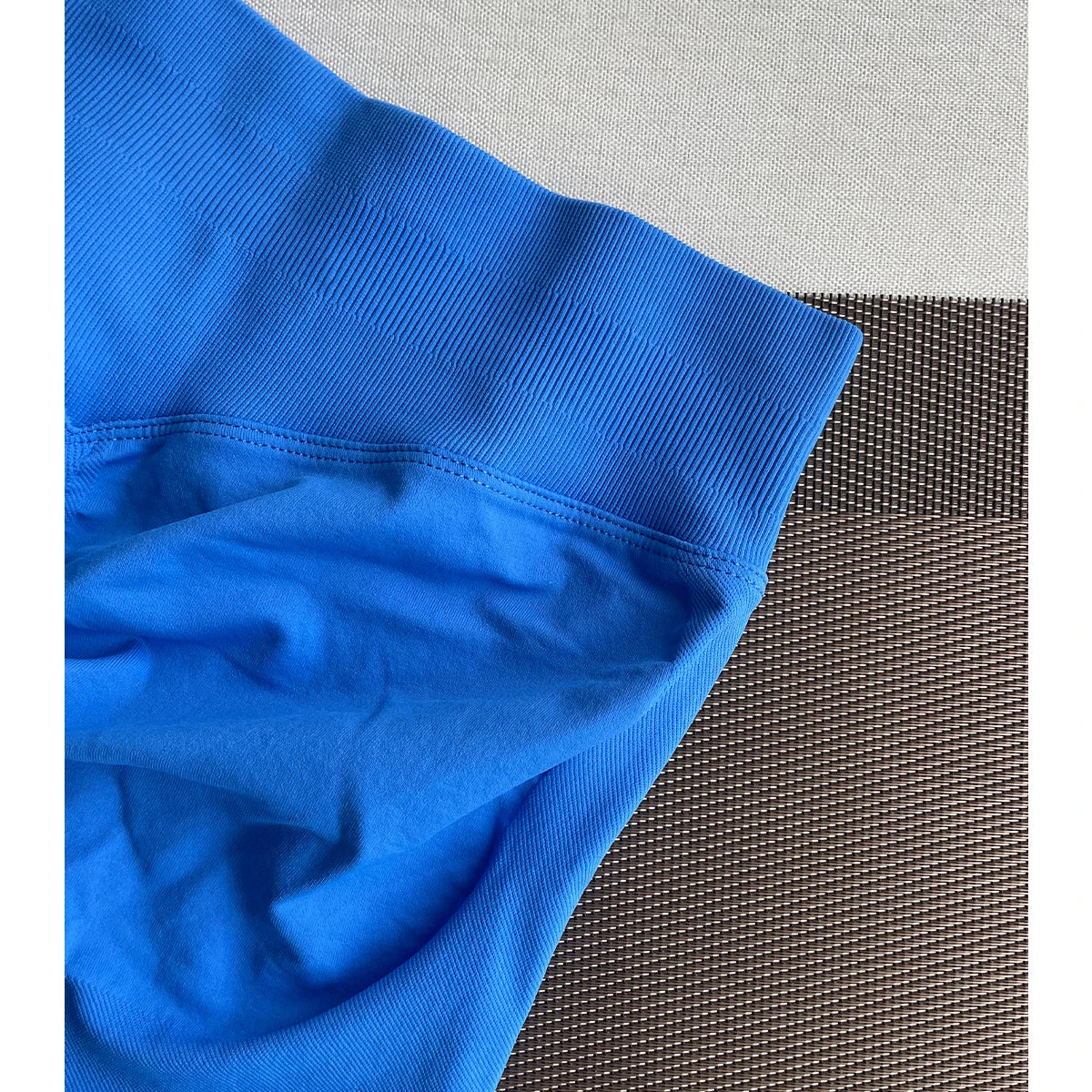 Seamless Sports Shorts for Women – Workout and Yoga Leggings