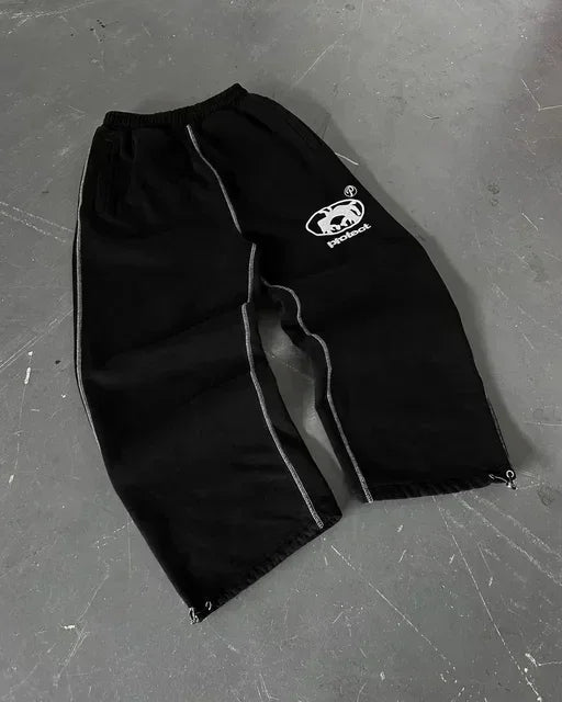 Premium Embroidered Sweatpants unisex – Y2K Style and All-Terrain Comfort