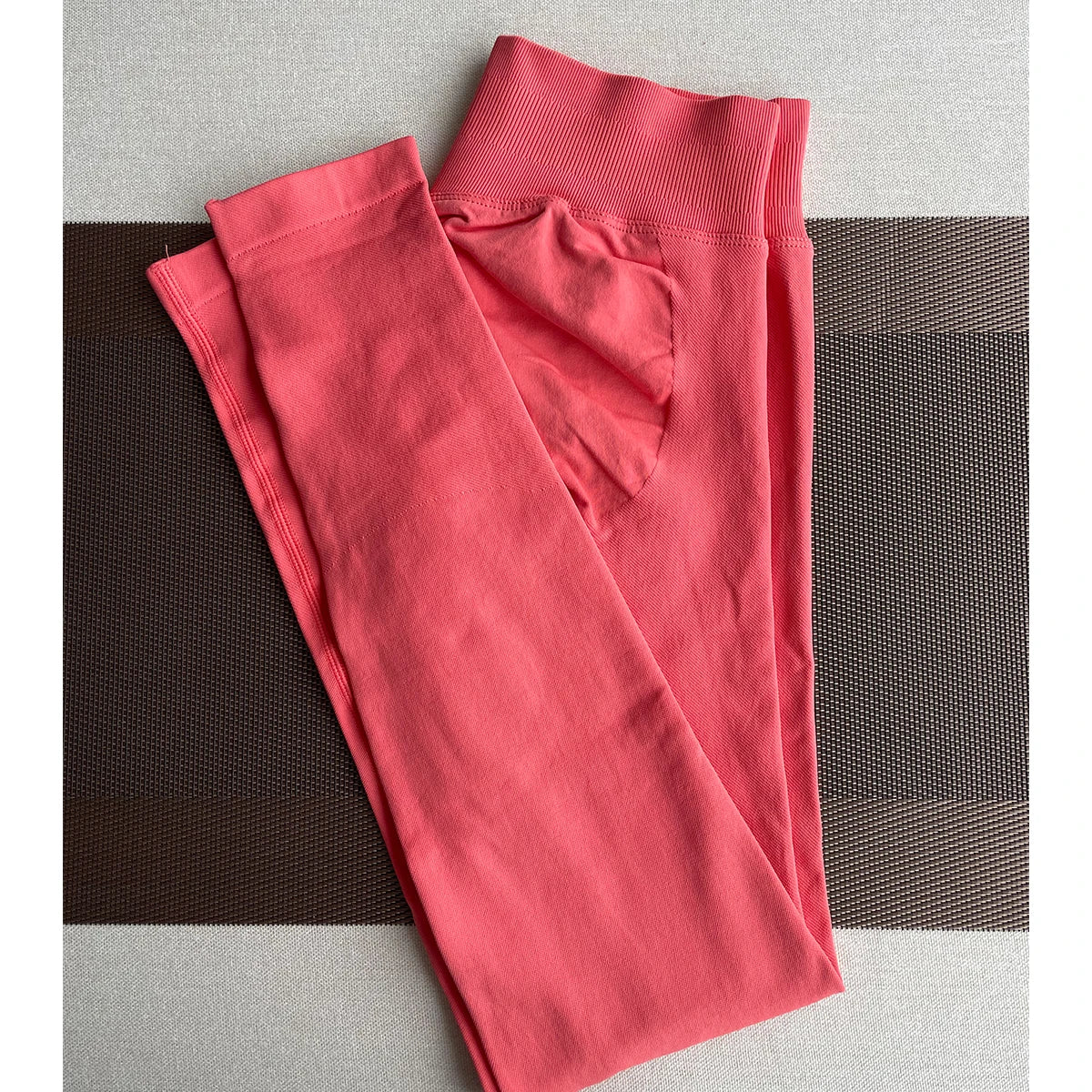 Seamless Sports Leggings for Women – Yoga and Workout Tights