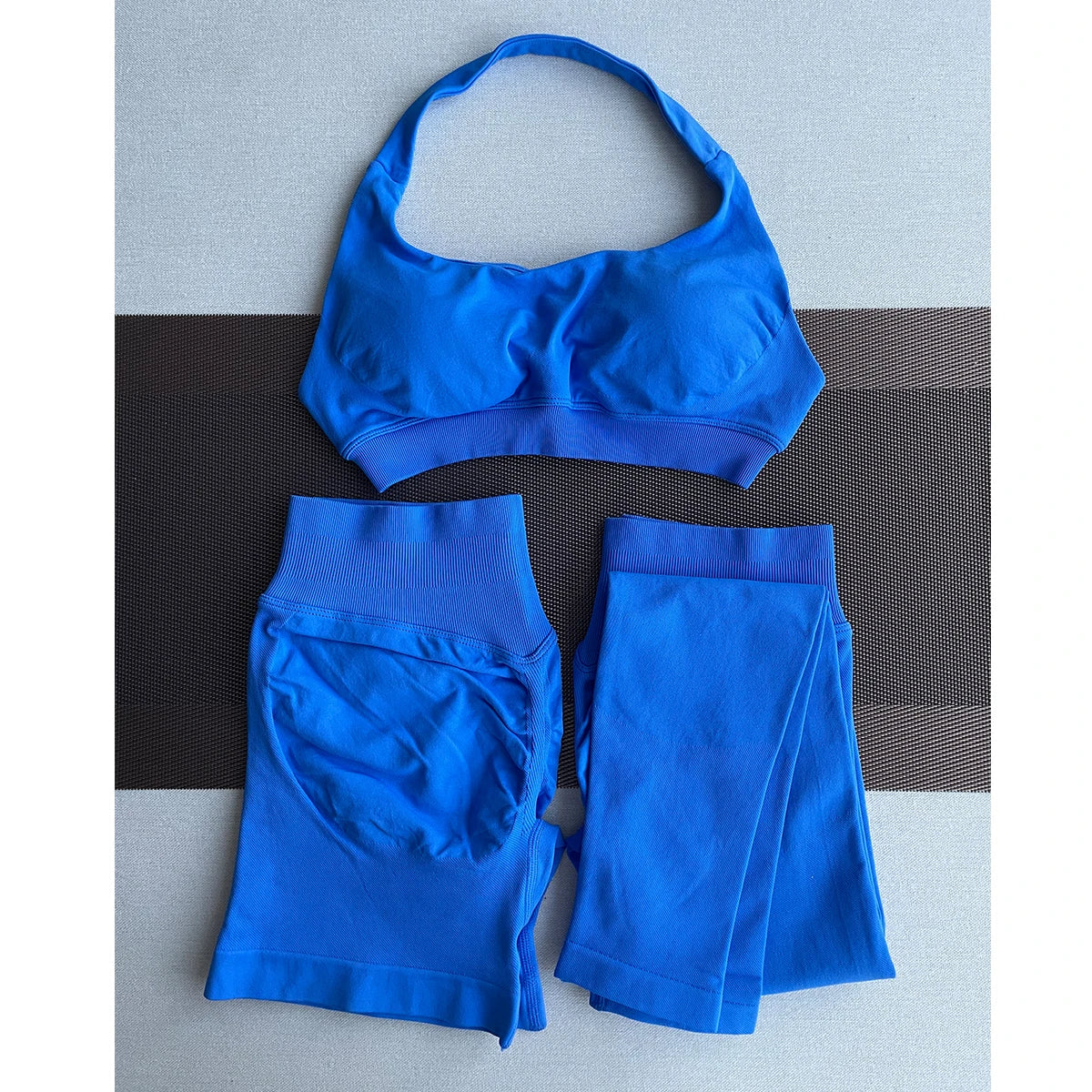 Women’s Seamless Workout Set – 3 Pieces: Long Leggings + Shorts + Sports Top