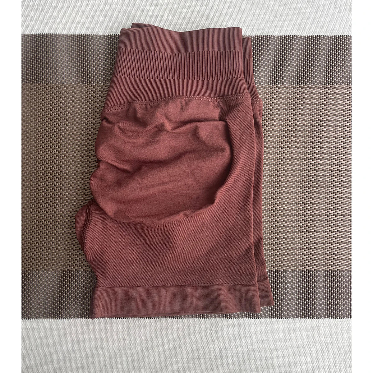 Seamless Sports Shorts for Women – Workout and Yoga Leggings