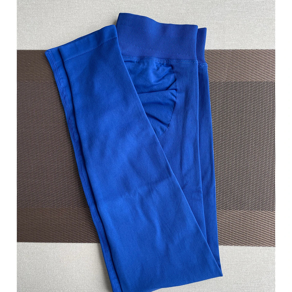 Seamless Sports Leggings for Women – Yoga and Workout Tights