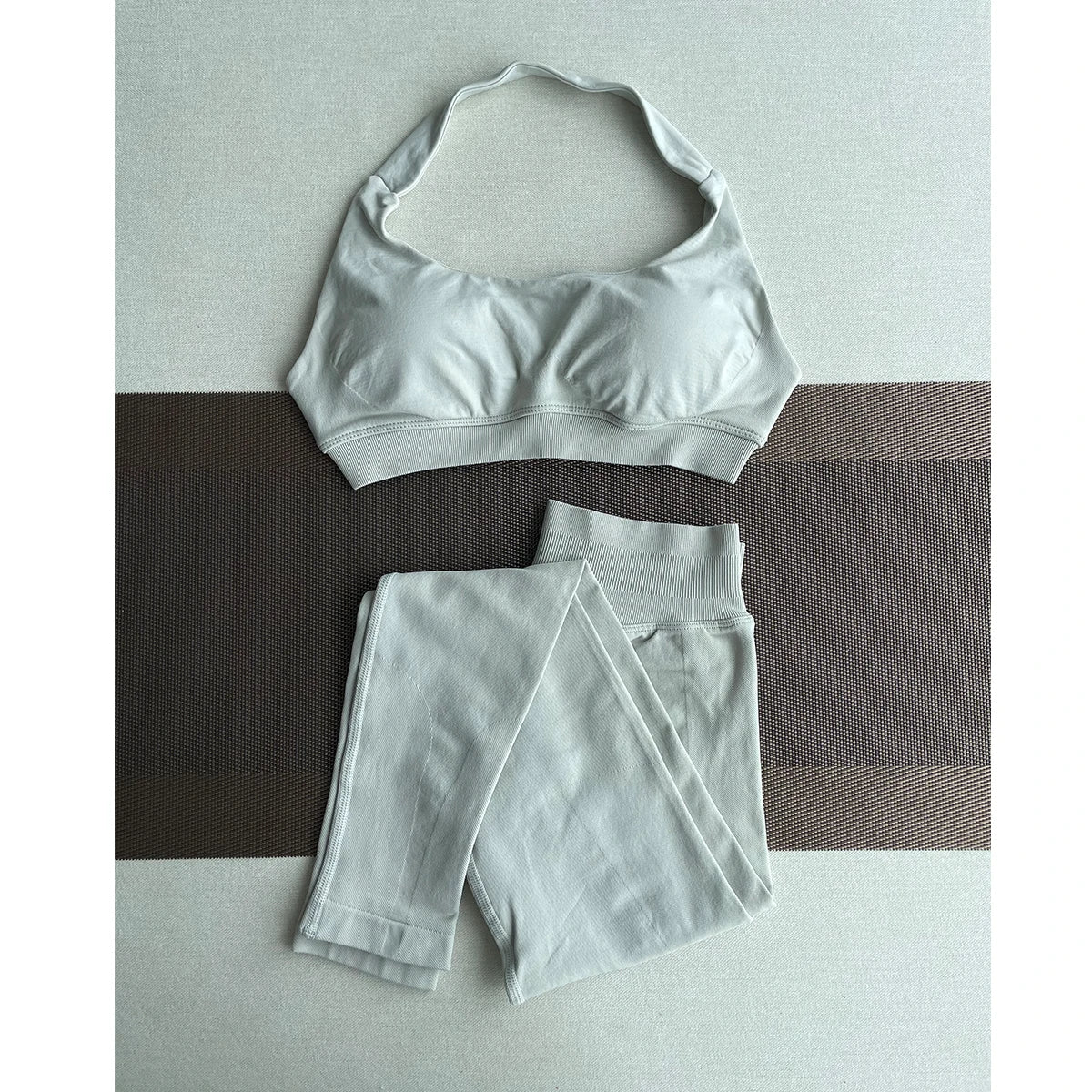 Women's Seamless Sports Set – Leggings + Workout Top