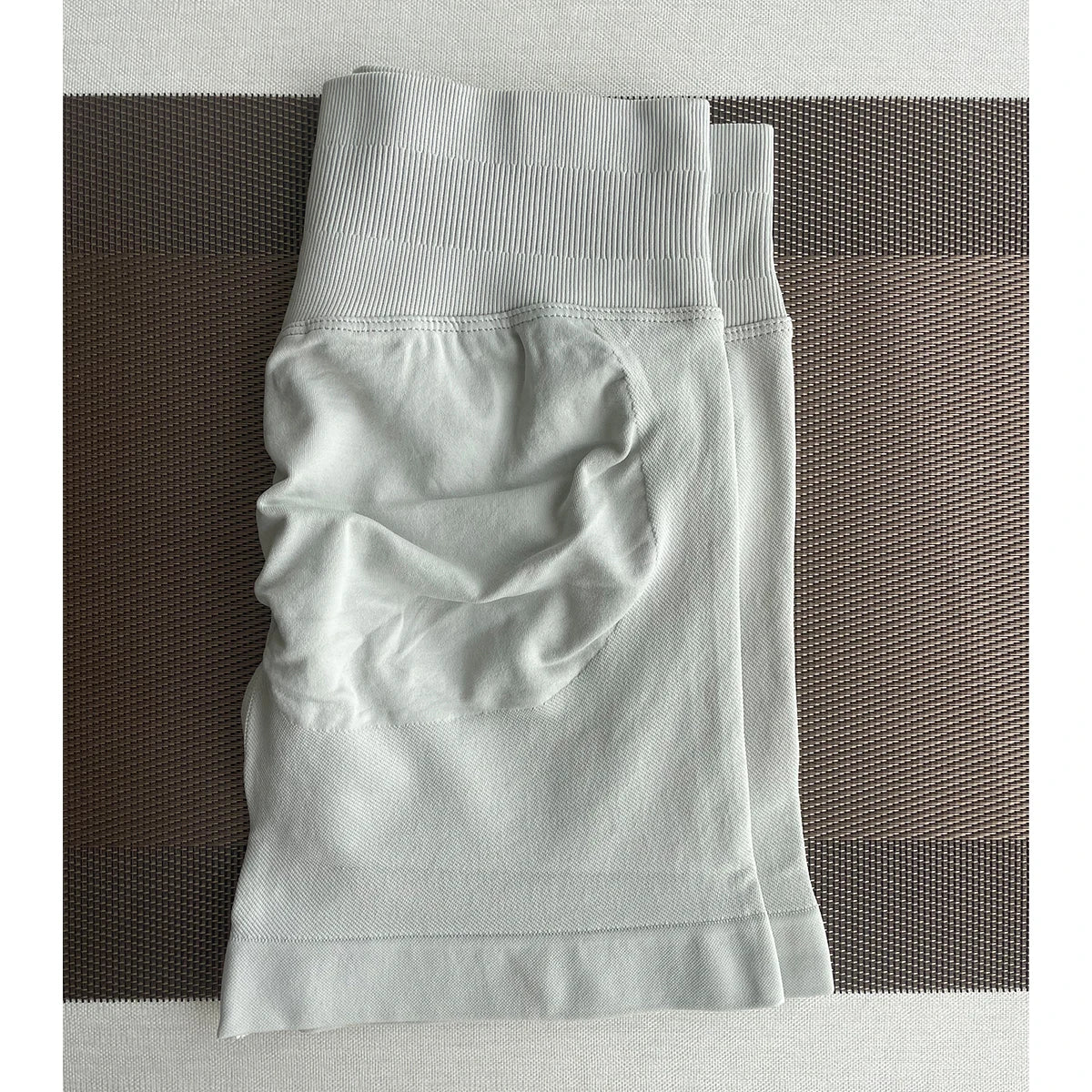 Seamless Sports Shorts for Women – Workout and Yoga Leggings