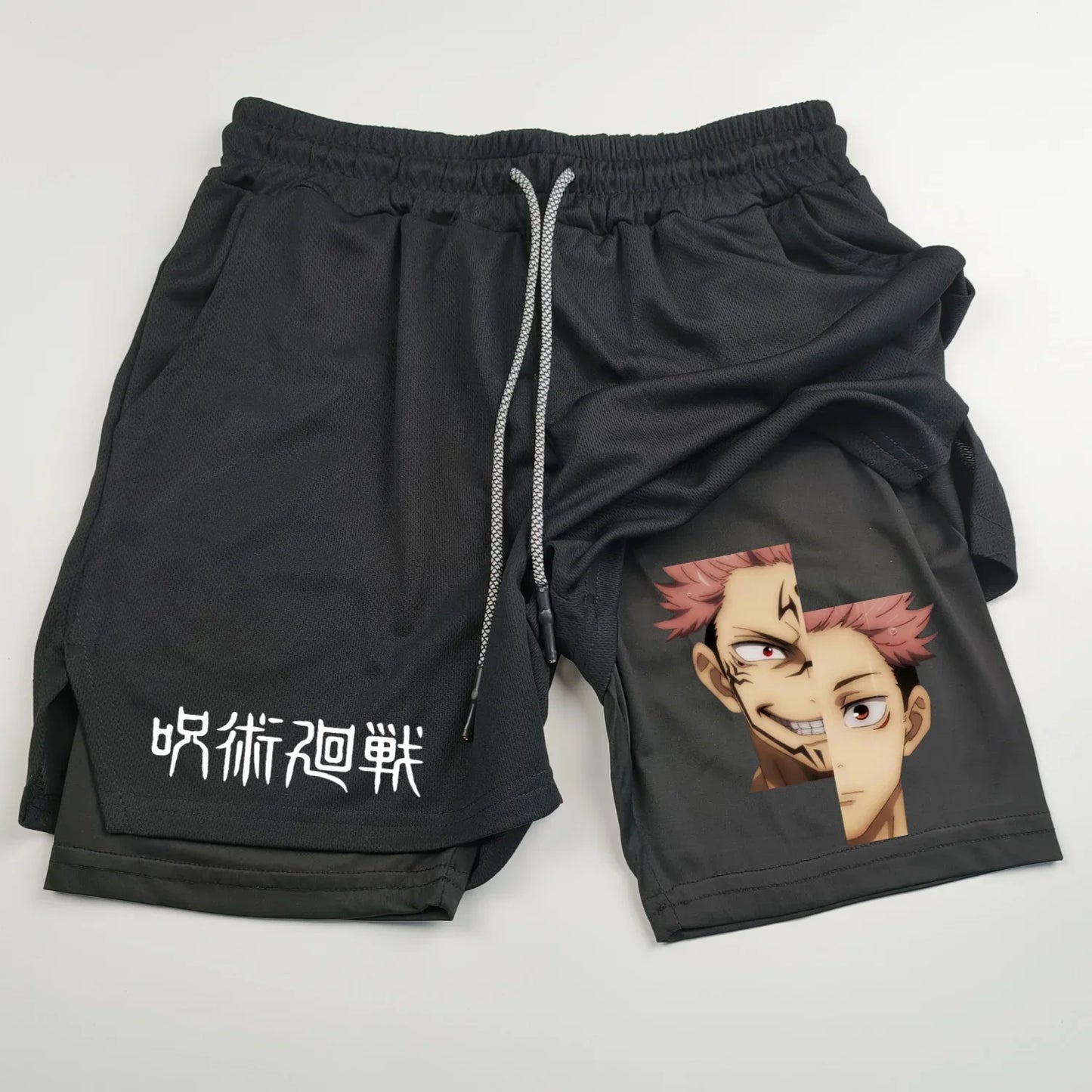 Pantalones cortos deportivos de doble capa con estampado de anime Jujutsu Kaisen: comodidad, estilo y rendimiento en uno