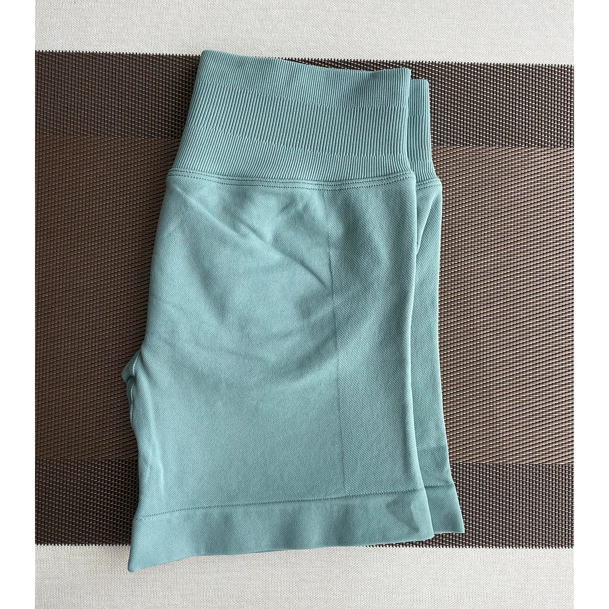 Seamless Sports Shorts for Women – Workout and Yoga Leggings