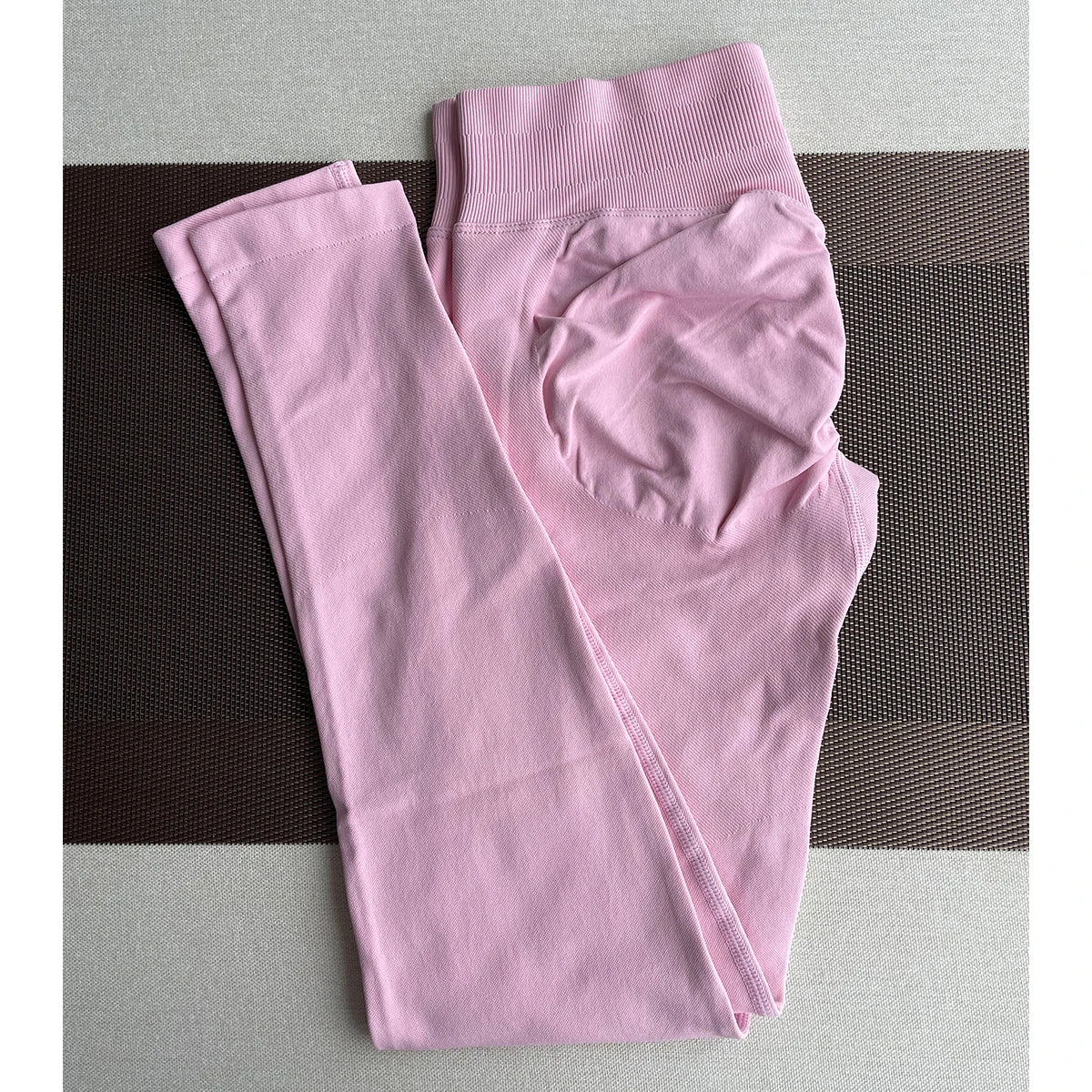 Seamless Sports Leggings for Women – Yoga and Workout Tights