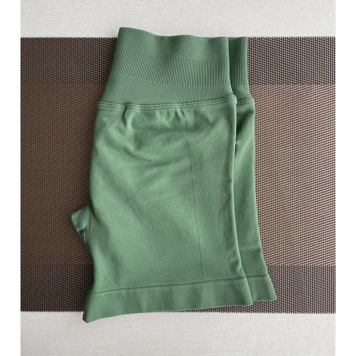 Seamless Sports Shorts for Women – Workout and Yoga Leggings