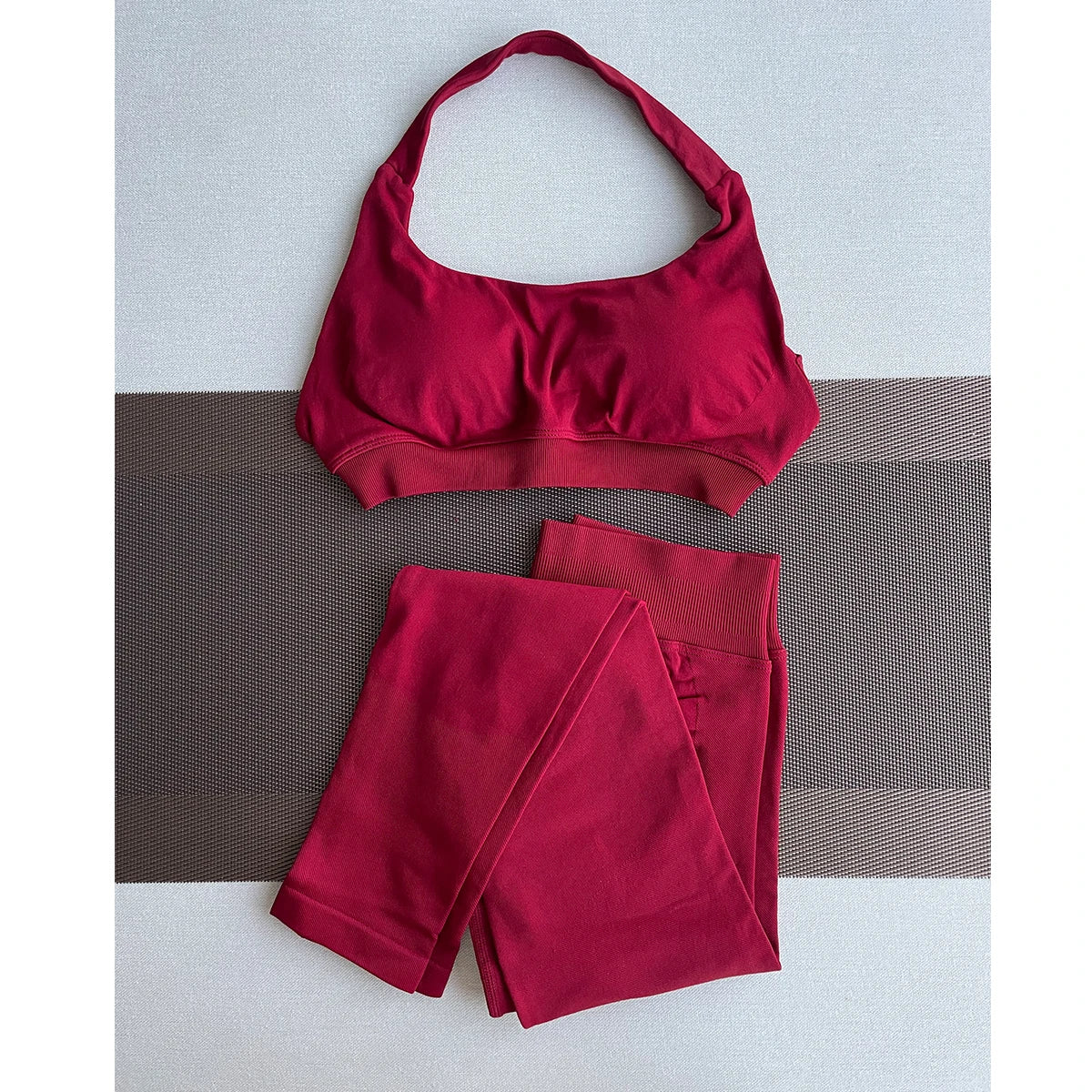 Women's Seamless Sports Set – Leggings + Workout Top
