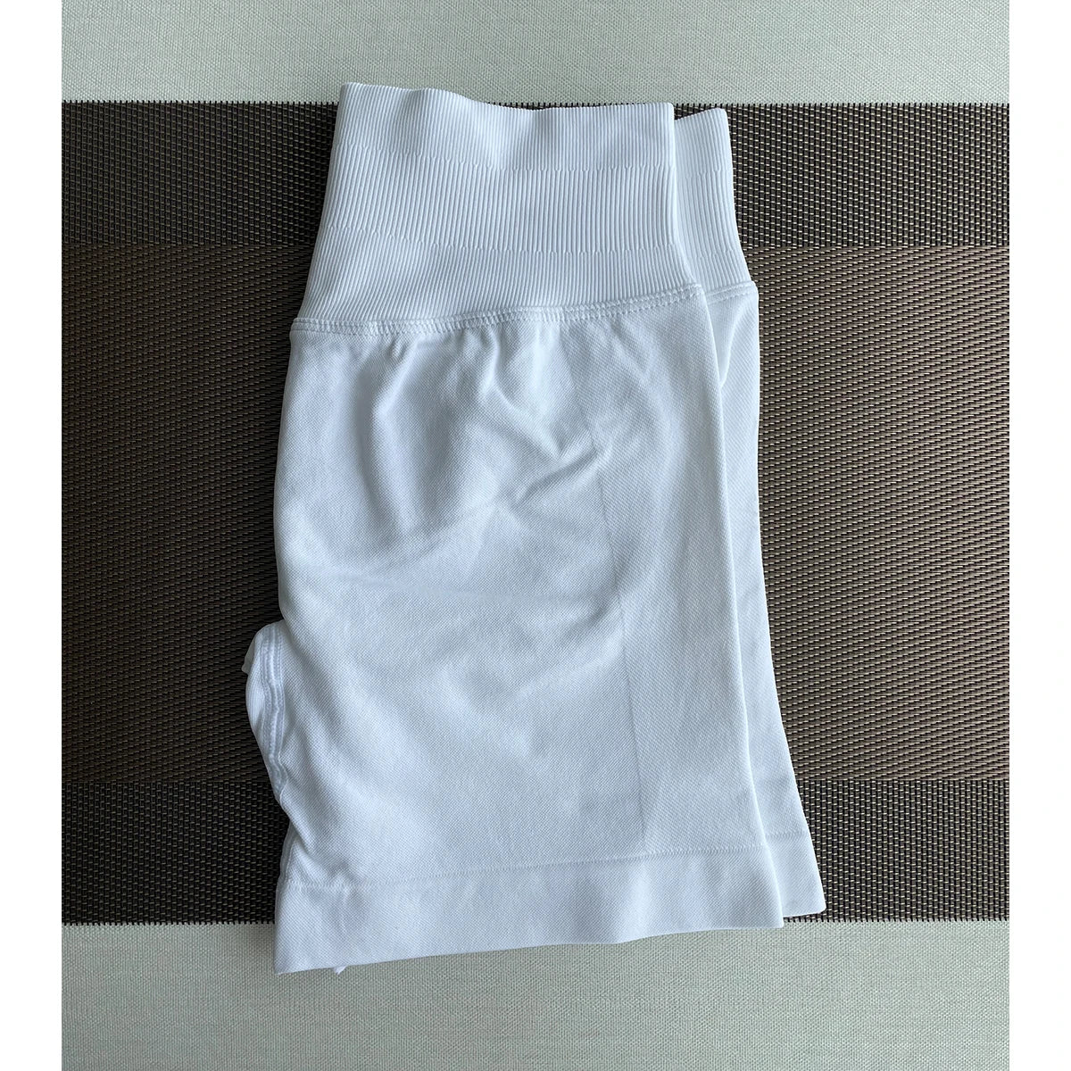 Seamless Sports Shorts for Women – Workout and Yoga Leggings