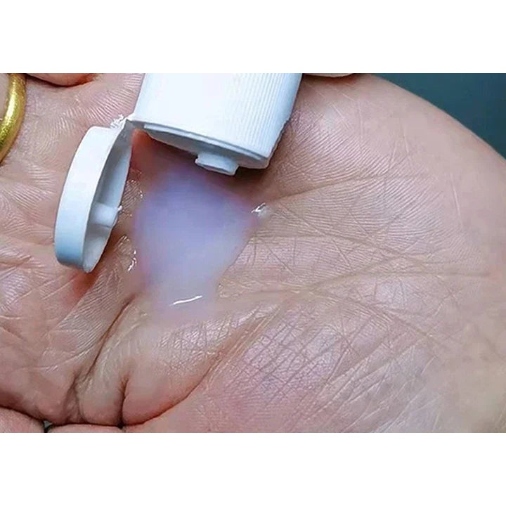 Liquid chalk 59 ml applied to the hand for grip – Parkour 4you