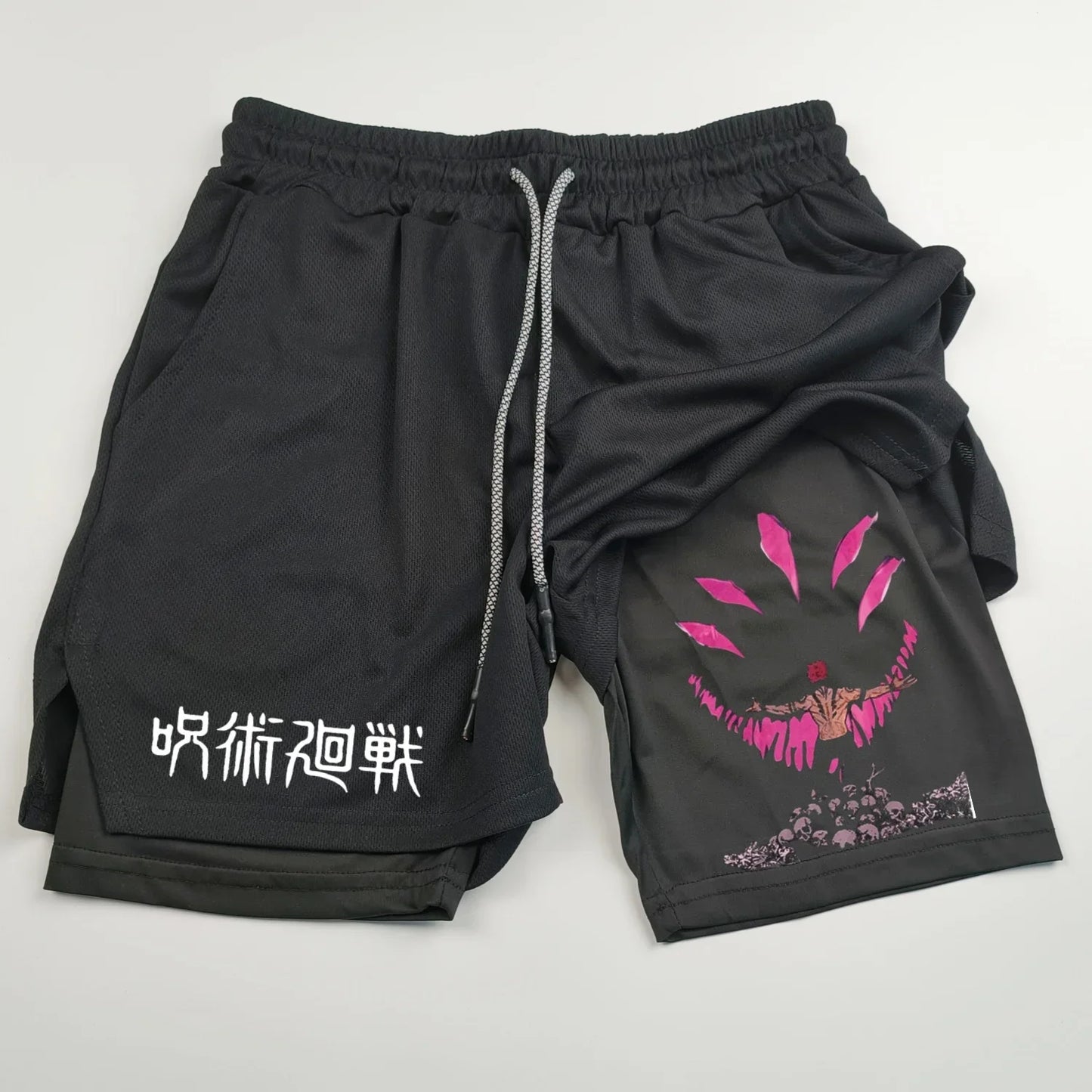 Pantalones cortos deportivos de doble capa con estampado de anime Jujutsu Kaisen: comodidad, estilo y rendimiento en uno