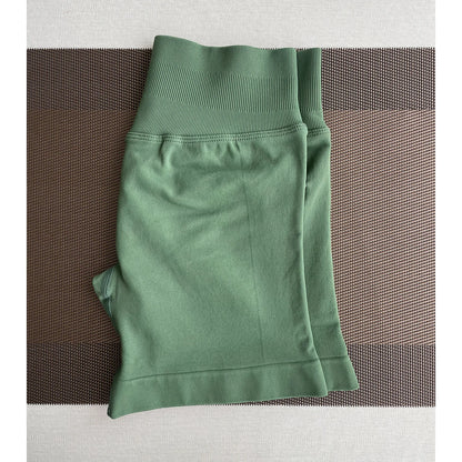 Seamless Sports Shorts for Women – Workout and Yoga Leggings